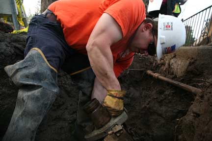 Dnb09publicworkers008x copy