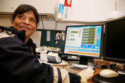 Dnb09publicworkers090 copy