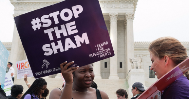 Whole Woman’s Health v. Hellerstedt. Demonstrations in front of the Supreme Court on June 23, 2016